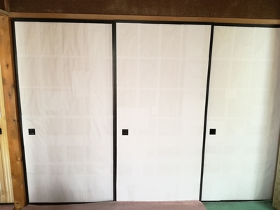 A4のPPC用紙でふすまの張り替え