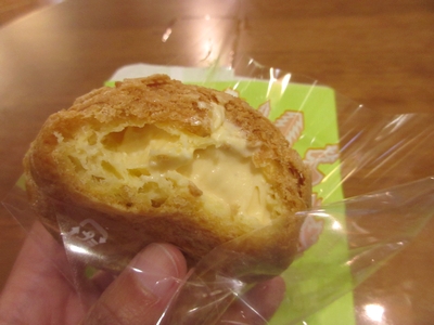 たまご舎　シュークリーム
