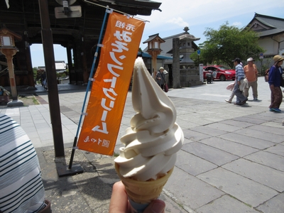 すや亀善光寺店・みそソフトクリーム